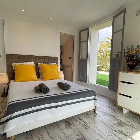 Côté Villa Vallauris